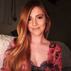 Hello everyone & happy 2023! 🎉 My name is Katie and welcome to my closet!